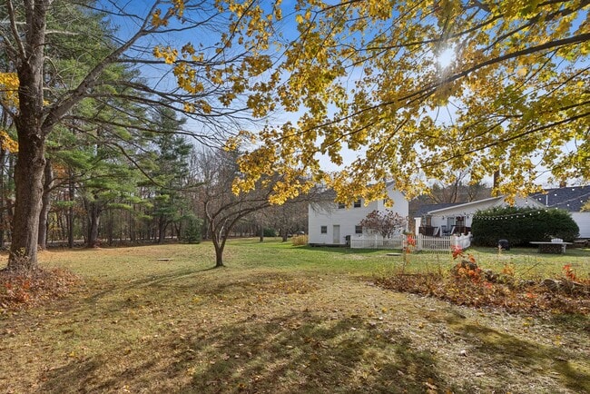 Building Photo - 1087 Littlefield Rd