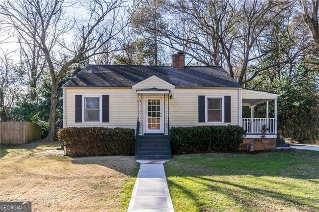 Building Photo - 312 Phillips Dr SE