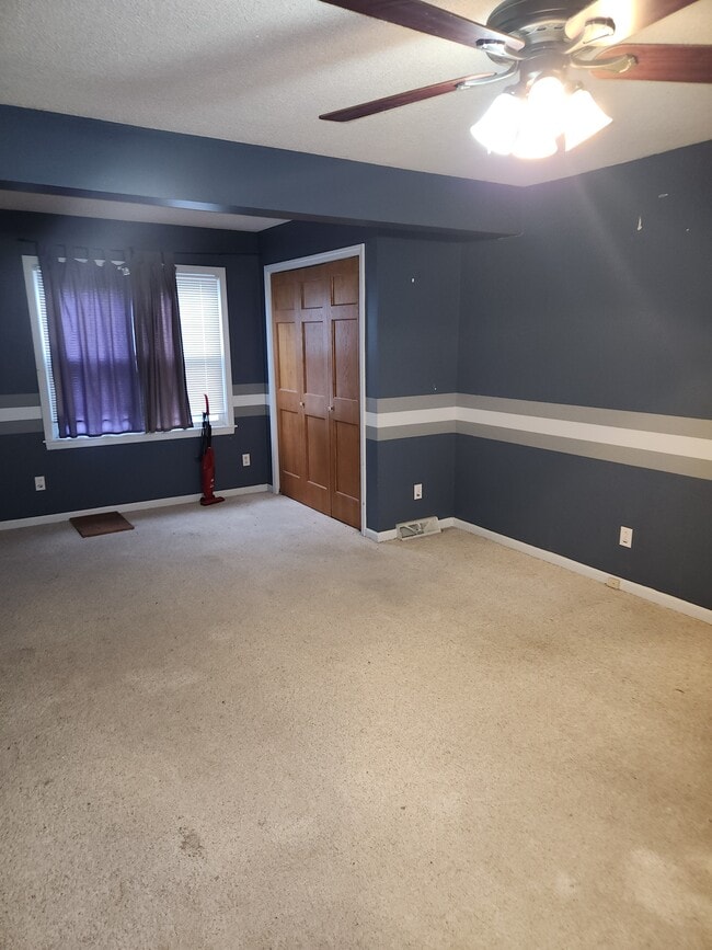 Photo - 258 Windermere Blvd