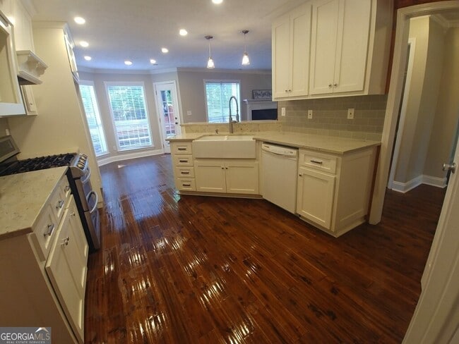 Photo - 51 Bradford Station Dr