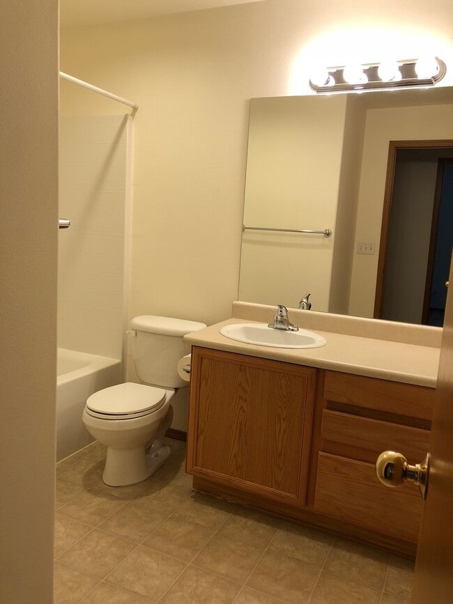 Photo - 1525 Maple St Unit 3