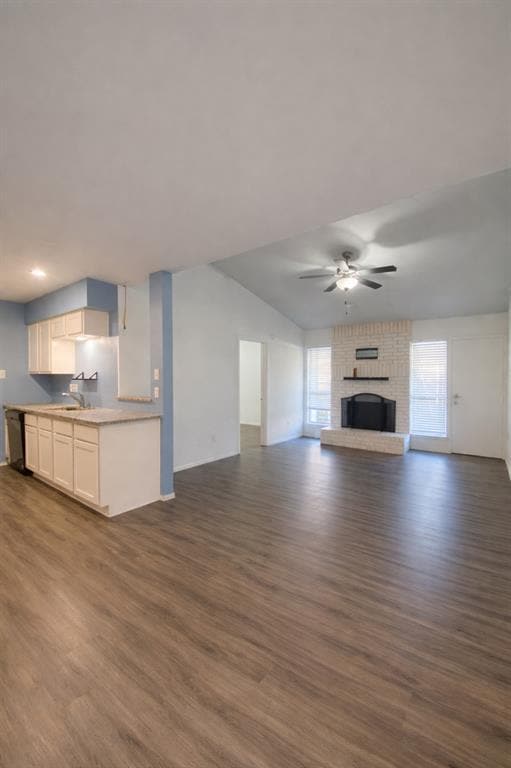 Photo - 2132 Redwing Way