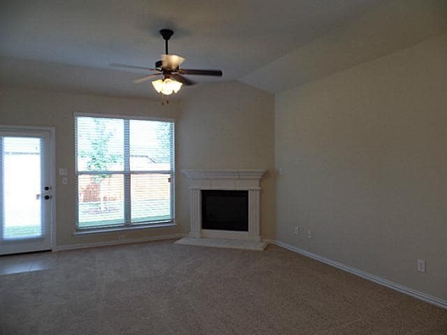 Photo - 1304 Poplar Dr