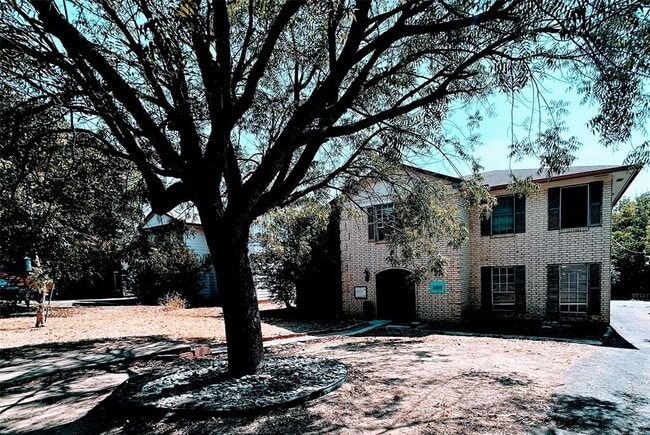 Building Photo - 3429 Willowrun Dr