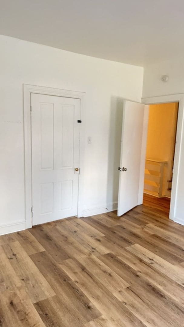 Photo - 346 E King St