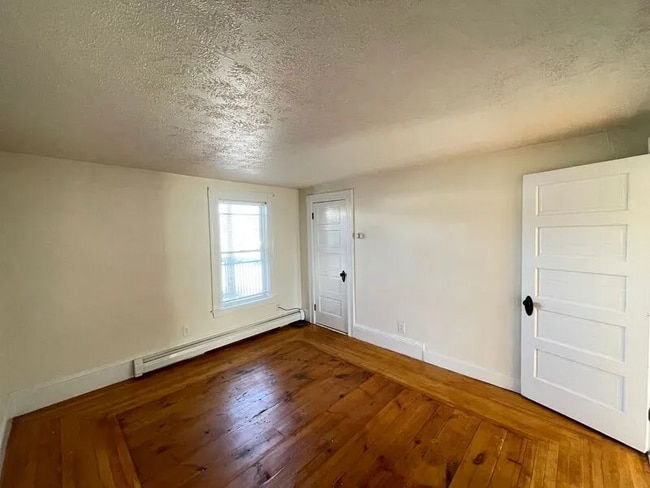 Photo - 214 Kelley St Unit 4