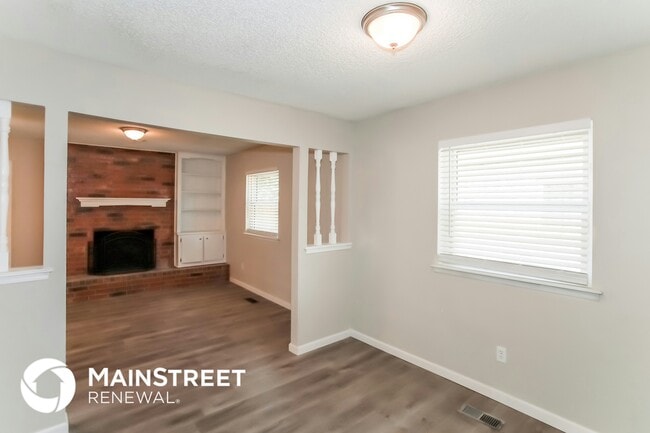 Photo - 916 Clear Creek