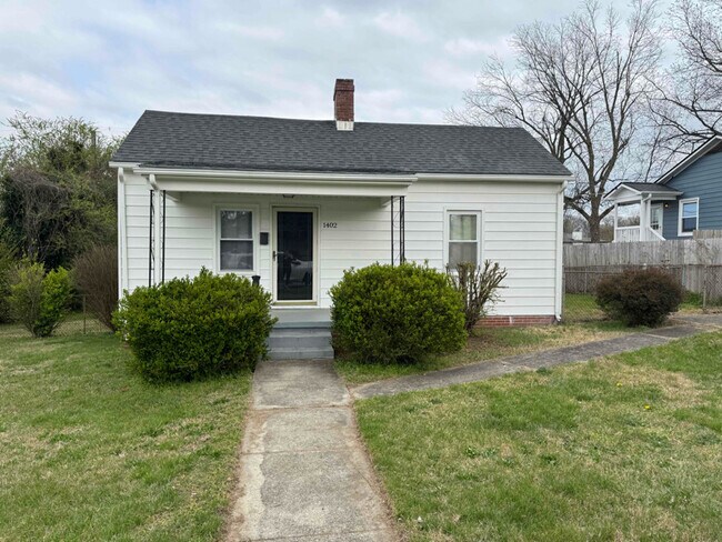 Photo - 1402 Cypress St House