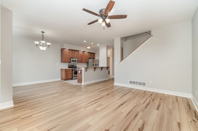 Photo - 103 Scully Pl