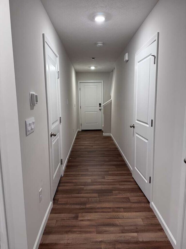 Photo - 3358 New Year Dr