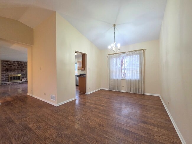 Photo - 1013 Meadow Lake Dr