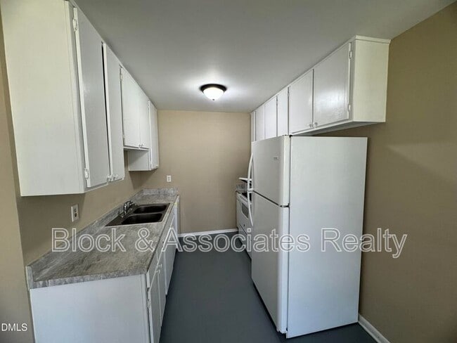 Photo - 1120 Savannah Dr