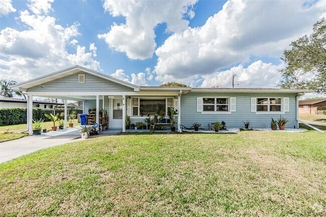 Building Photo - 1803 Fredricksburg Ave Rental