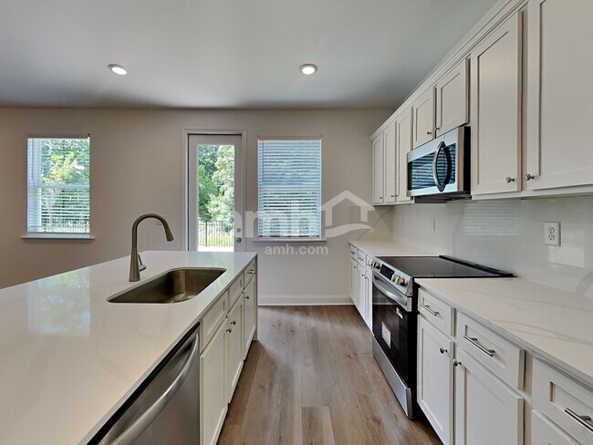 Photo - 1628 Aquamarine Dr