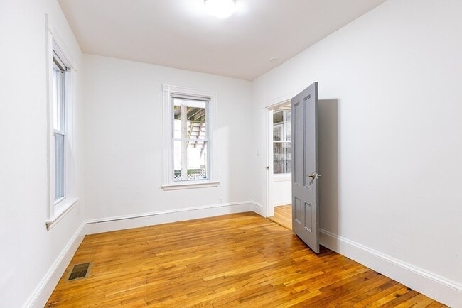 Photo - 178 L St Unit 1
