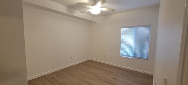 Photo - 9728 Marilla Dr Unidad 204