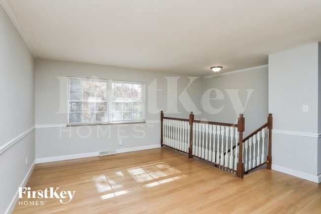 Photo - 105 Roland Ave