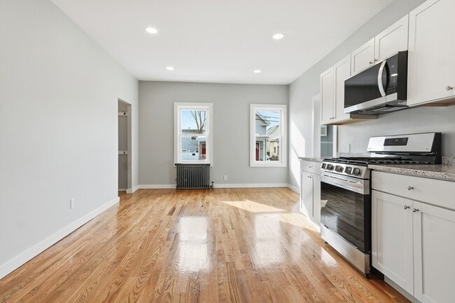 Photo - 116 Coburn St