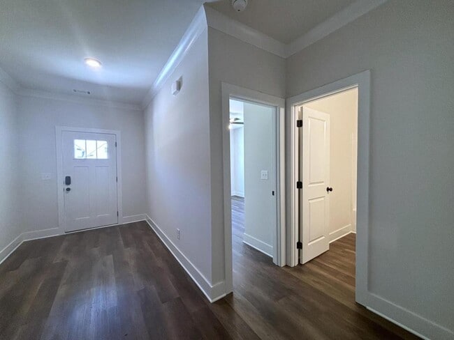 Photo - 74 Village Ct