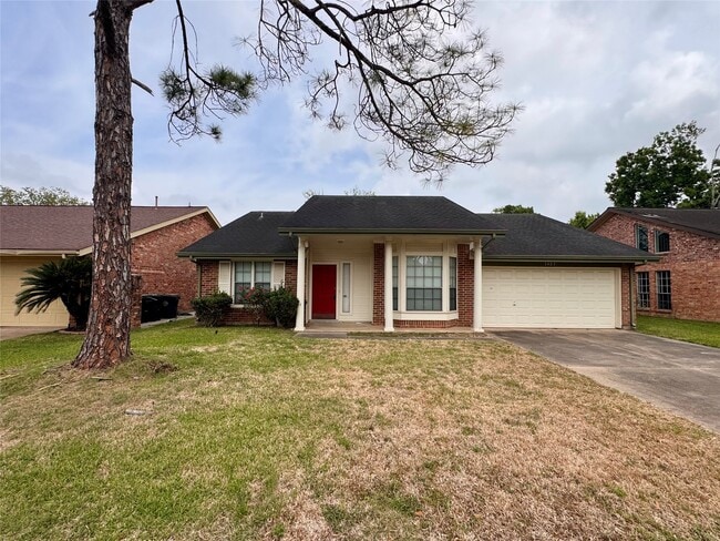 Building Photo - 3423 Pecan Point Dr