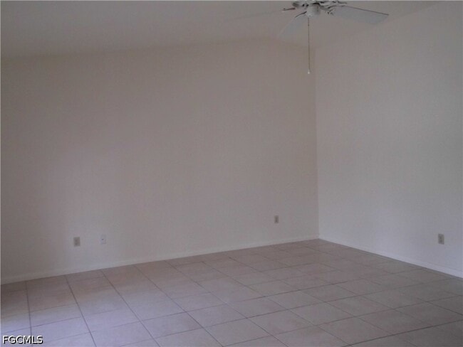 Photo - 111 Doveside Ln
