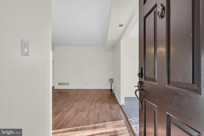 Building Photo - 154B Birchfield Ct Rental