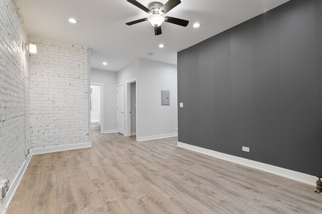 Photo - 6952 N Wolcott Ave Unit 1