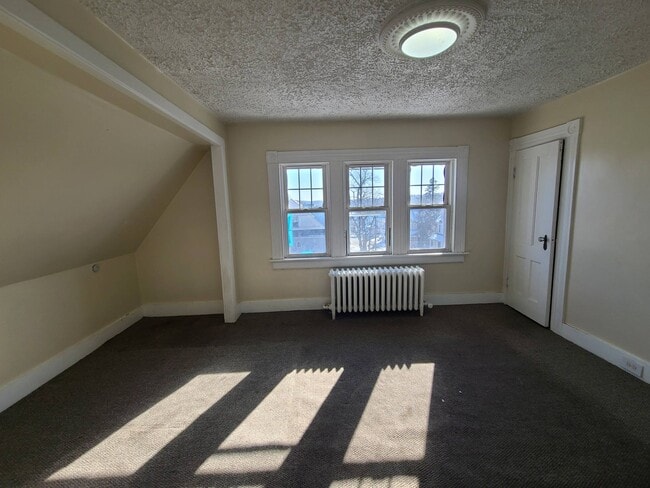 Photo - 236 Hillside Ave Unit 3