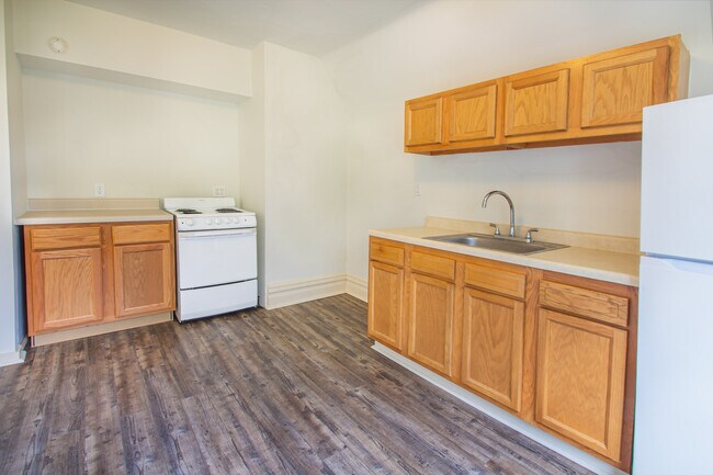 Photo - 421 Peebles St Unidad #3