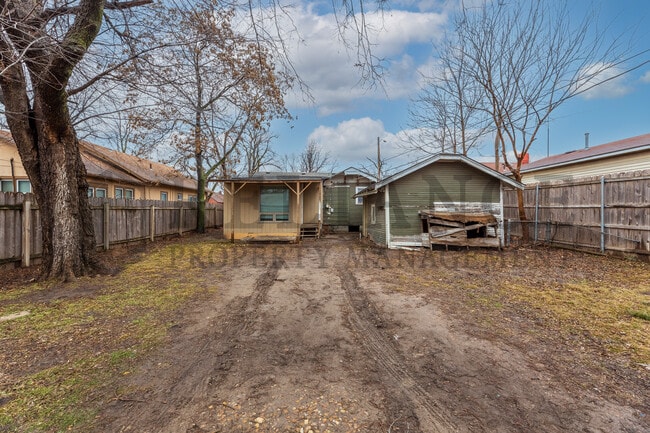 Photo - 2719 W Douglas Ave