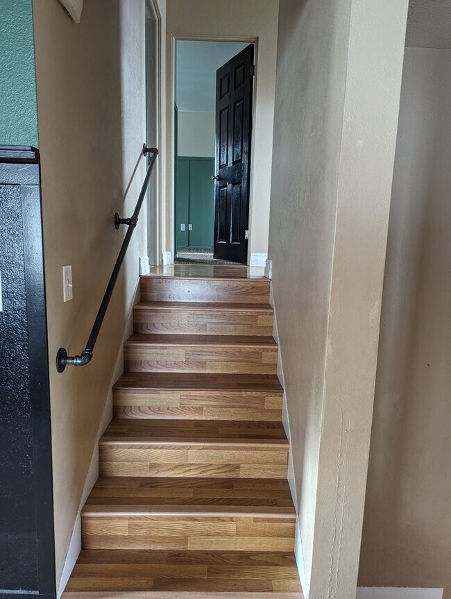 Photo - Private room for rent in a 4 bedroom house...