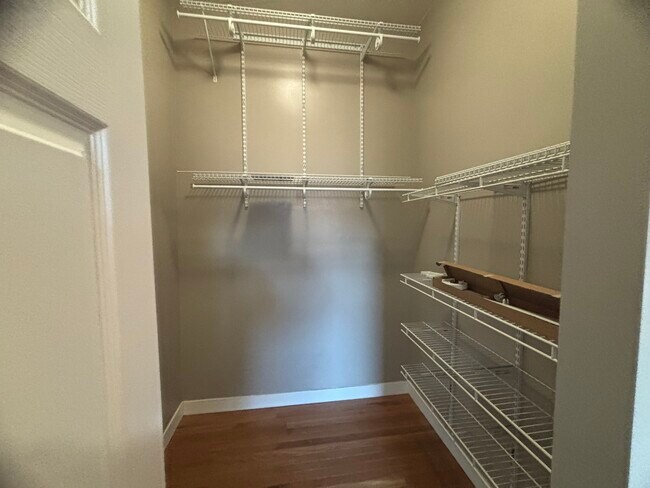 Photo - 2120 W Washington Blvd