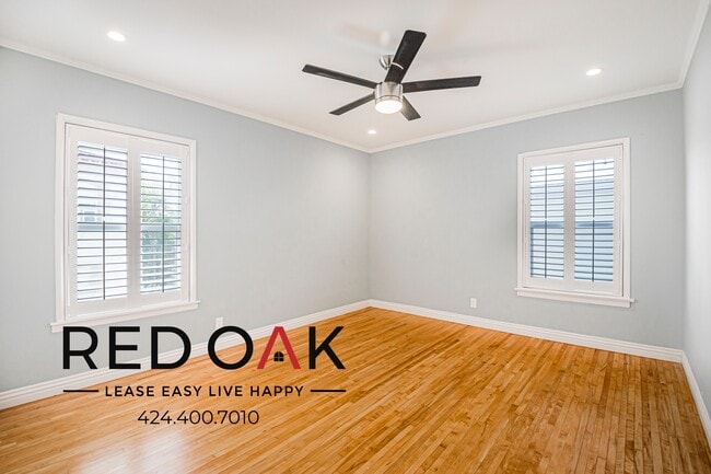 Photo - 1323 N Harper Ave Unit 5