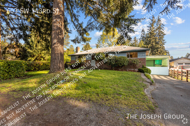 Building Photo - 603 SW 143rd St Rental