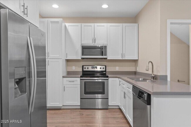 Photo - 1406 W Main St