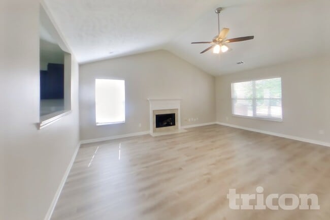 Photo - 125 Ivy Hill Ln