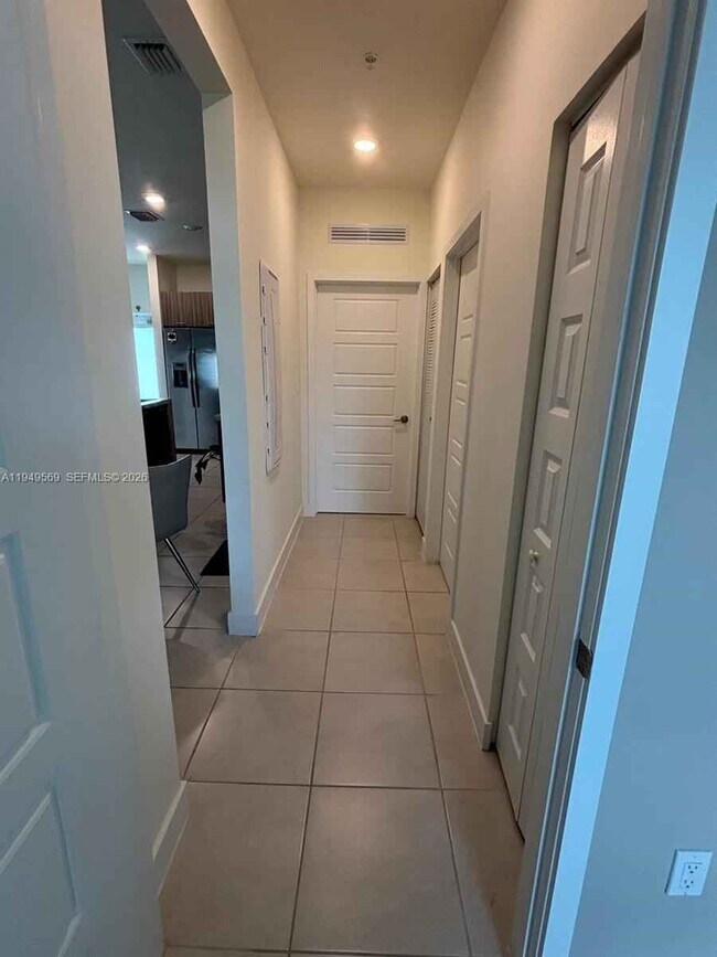 Photo - 4636 NW 84th Ave Unit 32