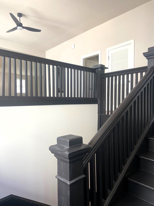 Photo - 1433 15th Ave S