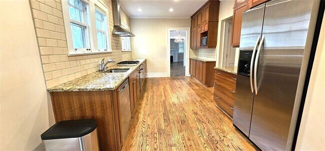 Photo - 1067 Lanier Blvd NE
