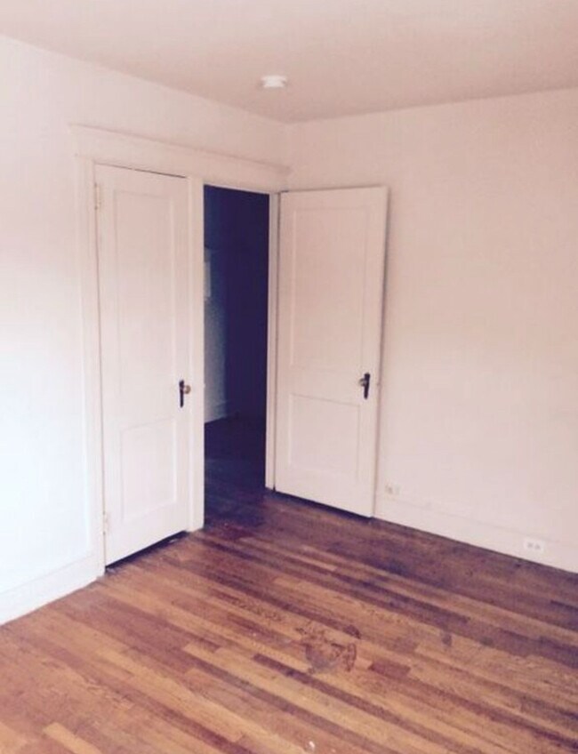 Photo - 1447 Markley St