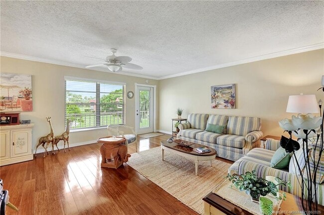 Photo - 78 Royal Oak Dr Unit 206