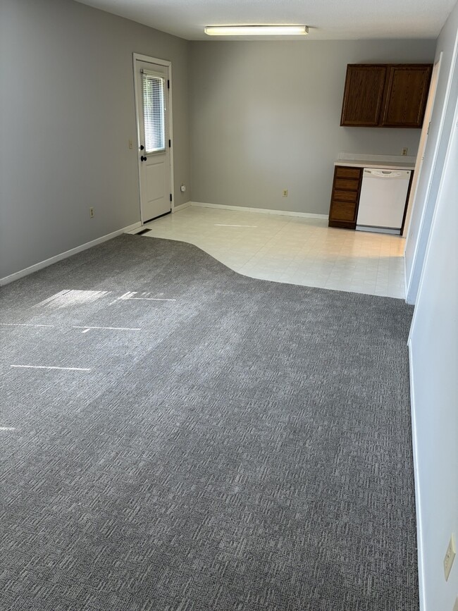 Photo - 513 Elm Ave