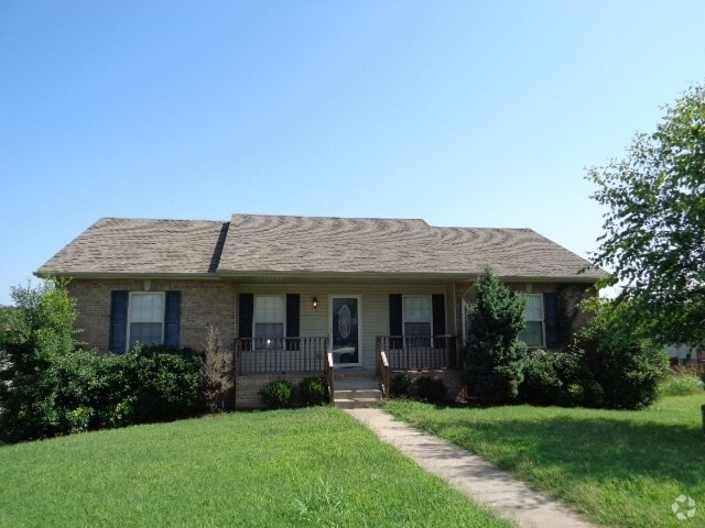 Building Photo - 720 Arrowfield Dr Rental