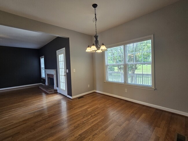 Photo - 2565 Milton Ln