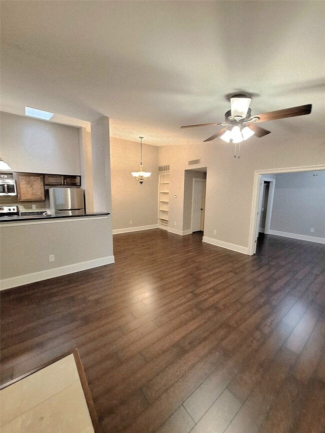Photo - 2425 Augusta Dr Unit 4