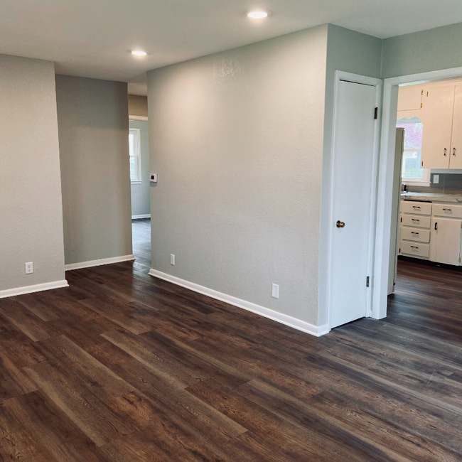 Photo - 1621 Crawford St