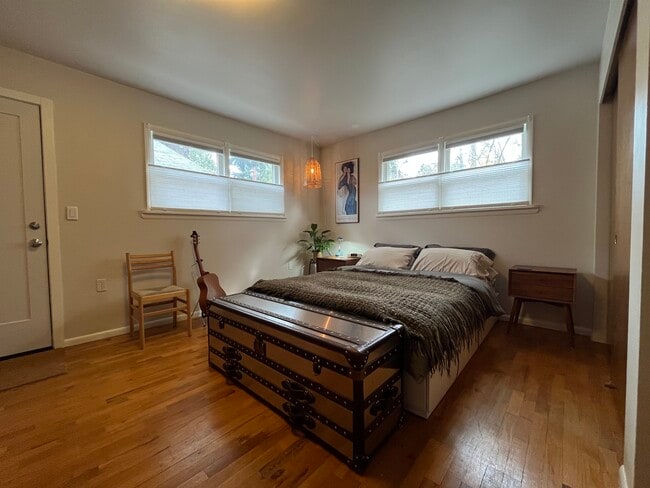 Western Exposure - 19202 20th Ave NW Unit Coastal Suite