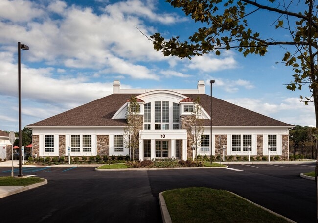 The Avery Townhome Apartments