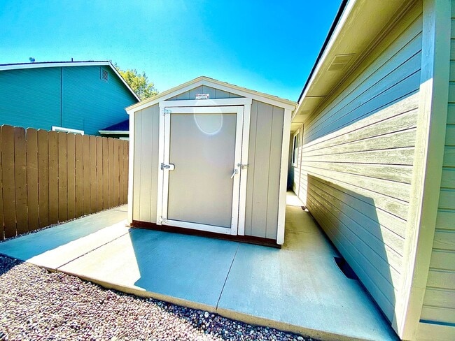 Photo - 4 bedroom PLUS office or 5th bedroom in NW Meridian Avail Mid August