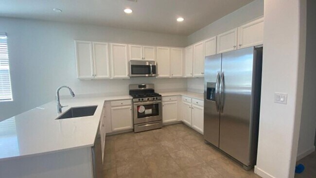 Photo - 5 Bedroom, 3 Bath Home in Secluded Neighbo...